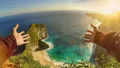 Tak Bosan-bosan Lihat Foto Pantai T-Rex di Bali Ini