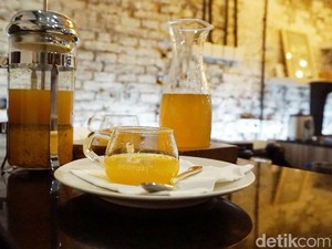 Acaraki : Sensasi Unik Minum Jamu yang Diseduh dengan Teknik Manual Brew