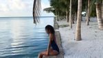Foto: Saat Model Victorias Secret Cindy Bruna Pergi Liburan