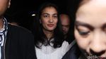 Semringahnya Atiqah Hasiholan saat Tiba di Polda Metro Jaya