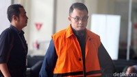 Anggota DPRD Provinsi Lampung Agus Bhakti Nugroho berada di gedung Komisi Pemberantasan Korupsi (KPK), Jakarta, Selasa (23/10/2018) untuk menjalani pemeriksaan lanjutan.