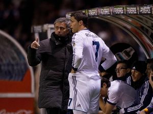 Cerita Cristiano Ronaldo Pernah Dibikin Nangis oleh Mourinho