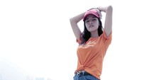 Susan datang dalam rangka promo film terbarunya Dear Nathan: Hello Salma.
