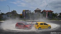 Brio dilengkapi dengan mesin 1.200 cc bertenaga maksimum 90 PS/6.000 rpm untuk transmisi manual dan CVT. Torsi maksimum telah mencapai 110 Nm/4.800 rpm untuk transmisi manual dan CVT. Angka itu menempatkan Brio sebagai mobil terkuat di kelasnya. Dok. Honda Prospect Motor.