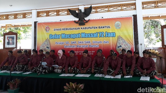Macapat massal di Bantul, Selasa (23/10/2018).