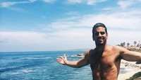 Ini liburannya saat berada di Kroasia. (nyledimarco/Instagram)