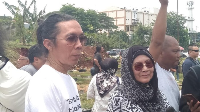 Bimbim dan Bunda Iffet