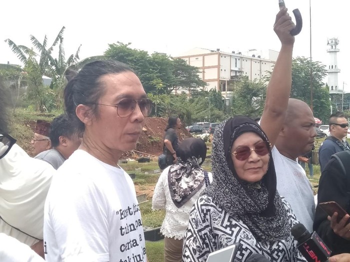 Bimbim dan Bunda Iffet