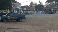 Ketua Umum GP Ansor Yaqut Cholil Qoumas menjelaskan bendera yang dibakar oleh personel Banser bukan bendera tauhid. Pembakaran bendera yang disebut bendera HTI itu, menurut Yaqut, disebabkan oleh adanya provokasi saat peringatan Hari Santri.Ini karena kejadian pengibaran bendera HTI tidak hanya terjadi di Garut. Kejadian serupa juga terjadi di Bandung Barat dan Tasikmalaya. Itu fakta yang kita temukan, kata Yaqut. (Foto: Hakim Ghani/detikcom)