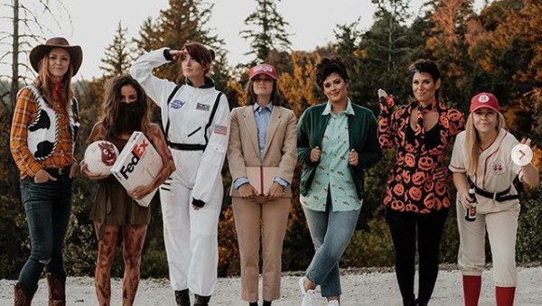 Setiap Halloween, Geng Ini tampil Seperti Aktor Hollywood