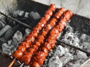 Pedas Gurih Mantap! Bakso Bakar yang Hits di Malang