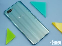 Penampakan Oppo R15x  yang Tampil Menawan