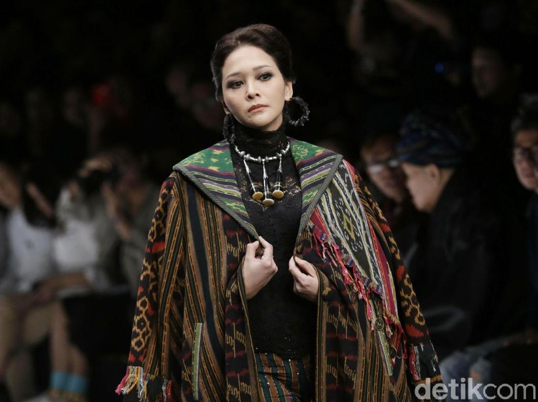 Maia Estianty Sebut Irwan Mussry Punya Banyak Kesamaan dengan Ahmad Dhani Maia Estianty Sebut Irwan Mussry Punya Banyak Kesamaan dengan Ahmad Dhani