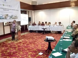 Bupati Banyuwangi Presentasi di Depan Tim Panelis Geopark Nasional