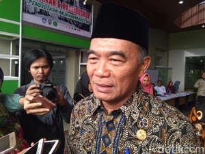 Guru di Kendal Di-bully, Mendikbud: Bercanda Ada Batasnya