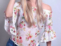 Aksi Enji Night, Cosplayer Hungaria yang Jelita