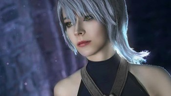 “Meskipun aku suka bekerja sebagai foto model, aku sungguh rindu menjadi cosplayer,” tulisnya. Foto: Instagram