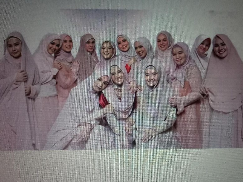 Bukan Geng Sosialita, Ini Hijab Squad Bukan Geng Sosialita, Ini Hijab Squad