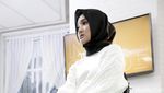 Iis Dahlia, Single Jingga, dan Pacar Baru Fatin di Main Stage