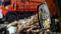 Menurut Gubernur DKI Jakarta Anies Baswedan, ITF Sunter menjadi salah satu cara menyelesaikan permasalahan pengolahan sampah di Jakarta. 