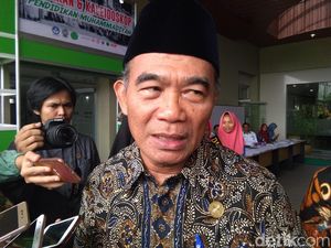 Mendikbud Usul Dana hingga Rp 1 T di 2019 untuk Revolusi Mental