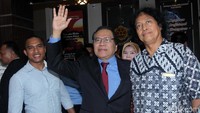 Rizal Ramli datang di Polda Metro Jaya pada Rabu (24/10/2018) sekitar pukul 10.45 WIB.