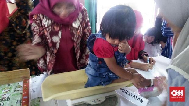 Emak-emak Mengeluh Dapat Tak Bingkisan Deklarasi Emas Prabowo