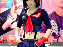 Aksi Enji Night, Cosplayer Hungaria yang Jelita