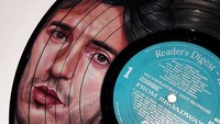 Potret Bruce Springsteenseorang penyanyi dan penulis lagu asal Amerika Serikat. Istimewa/Dok. Boredpanda.