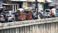Penampakan gerobak yang hendak membuang sampah di kawasan ini.