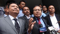 Rizal Ramli sebelumnya dilaporkan NasDem ke Polda Metro Jaya. Rizal dituding telah mencemarkan nama baik Ketum NasDem Surya Paloh lewat pernyataannya dalam program di dua stasiun televisi swasta.