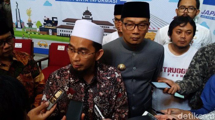Ustaz Adi Hidayat