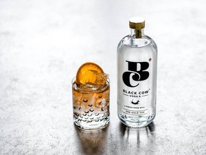 Slurpp! Mau Coba Vodka yang Dibuat dari Susu?