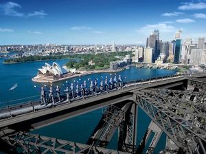Serangan Hiu di Sydney buat Seorang Wanita Luka Parah