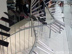 Mengintip Megahnya Toko Oppo di Shenzhen