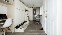 Dalam penyelesaian akhir pembuatan tempat tinggal, tim juga berkomitmen untuk fokus pada proses meminimalisir limbah. Tobias Katz/inhabitat.com