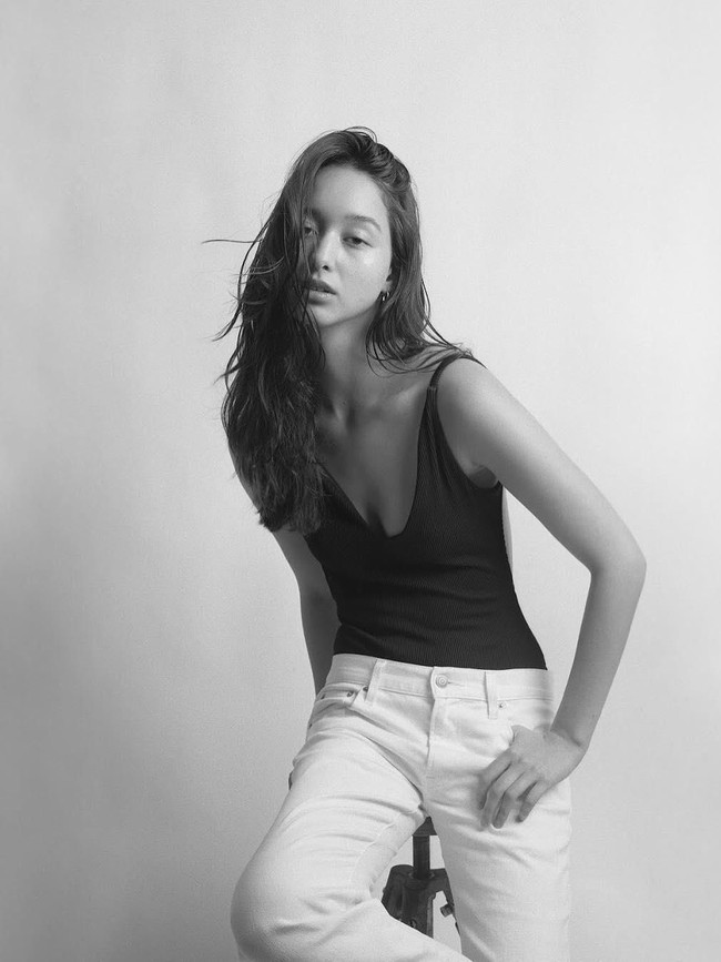 Pssst... Dana ternyata fobia dengan burung lho. (Foto: Instagram/@dsloz)