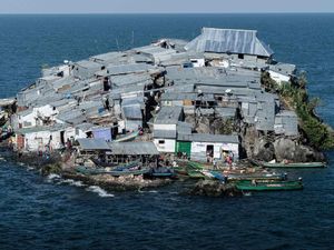 Kisah Pulau Terpadat Sedunia, Seluas Lapangan Bola dan Unik