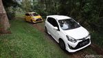 Mobil Kembar Beda Harga