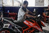 Seberapa Nyaman KTM Duke Dijadikan Motor Harian?