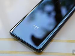 Melihat Xiaomi Mi Mix 3 dan Keunikan Kameranya dari Dekat