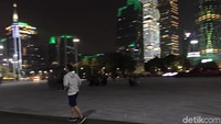 Selain bersepeda, warga Guangzhou suka berkumpul di taman kota untuk berolahraga lainnya. Misalnya berlari. (Foto: Frieda/detikHealth) 