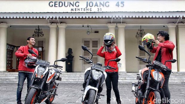 Riders KTM Road Warriors 2018 di Gedung Joeang 45