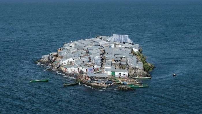 Pulau terpadat di Afrika