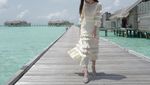 Aom Sushar, Artis Cantik Thailand yang Suka Jalan-jalan