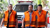 Setiyono menjalani pemeriksaan sebagai tersangka kasus dugaan suap terkait proyek di Dinas Koperasi dan Usaha Mikro Pemkot Pasuruan, yaitu proyek belanja modal gedung dan bangunan pengembangan Pusat Layanan Usaha Terpadu-Koperasi Usaha Mikro Kecil dan Menengah (PLUT-KUMKM).