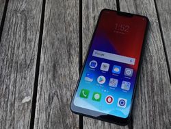 Unboxing Realme C1, Ponsel Notch Sejutaan
