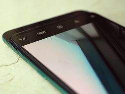 Melihat Xiaomi Mi Mix 3 dan Keunikan Kameranya dari Dekat