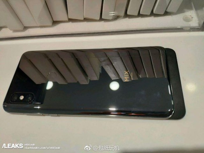 Penampakan nyata Mi Mix 3. Foto: istimewa Penampakan nyata Mi Mix 3. Foto: istimewa