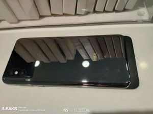 Beredar Penampakan Nyata Xiaomi Mi Mix 3 Jelang Peluncuran